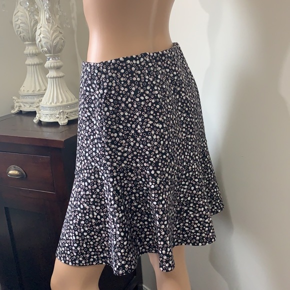 Cute little skirts size S bundle up to save - Picture 3 of 4